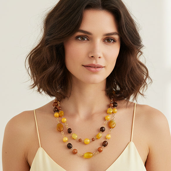 Collar multihilo de perlas de colores y cristales