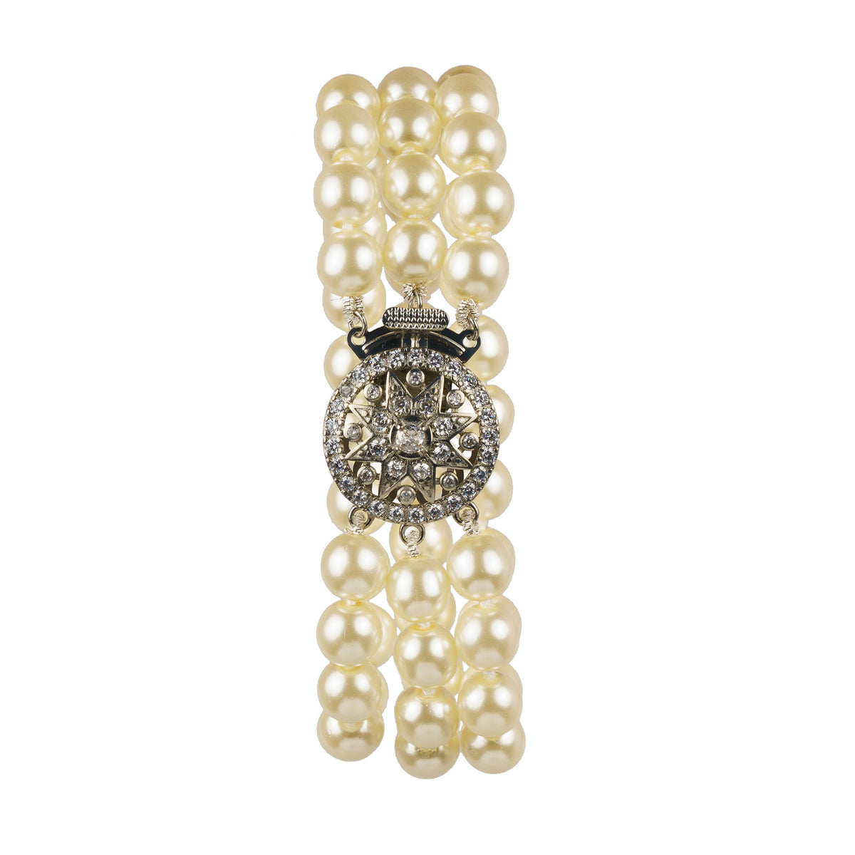 3 strand pearl bracelet