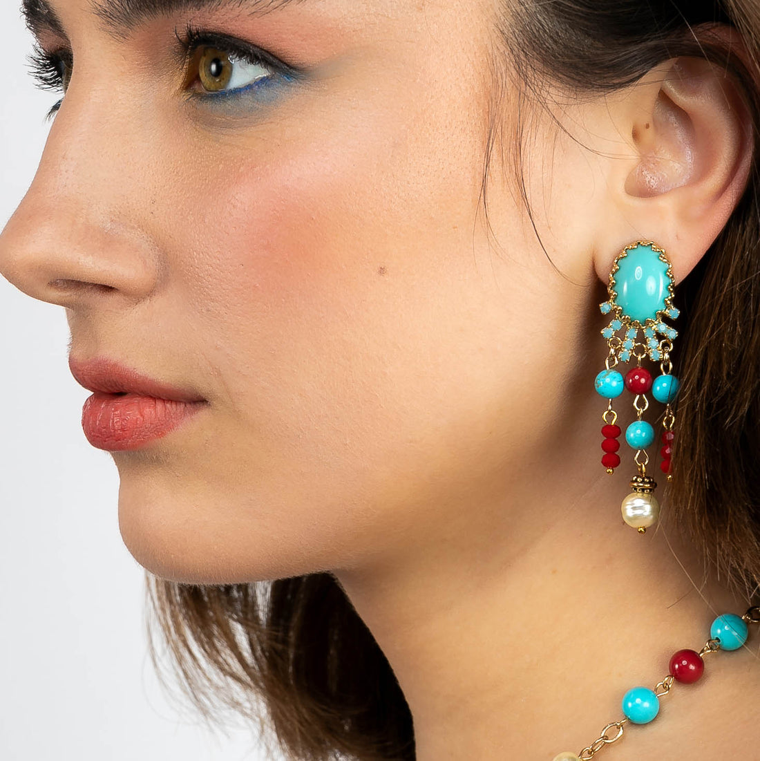 Pendientes con flecos de cristal y perlas