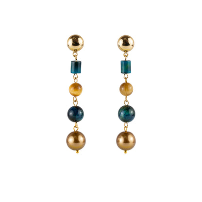 Pendant earrings in semi-precious stones and pearls