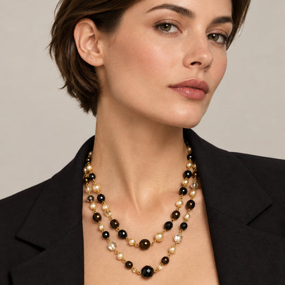 Long necklace of semiprecious stones and pearls