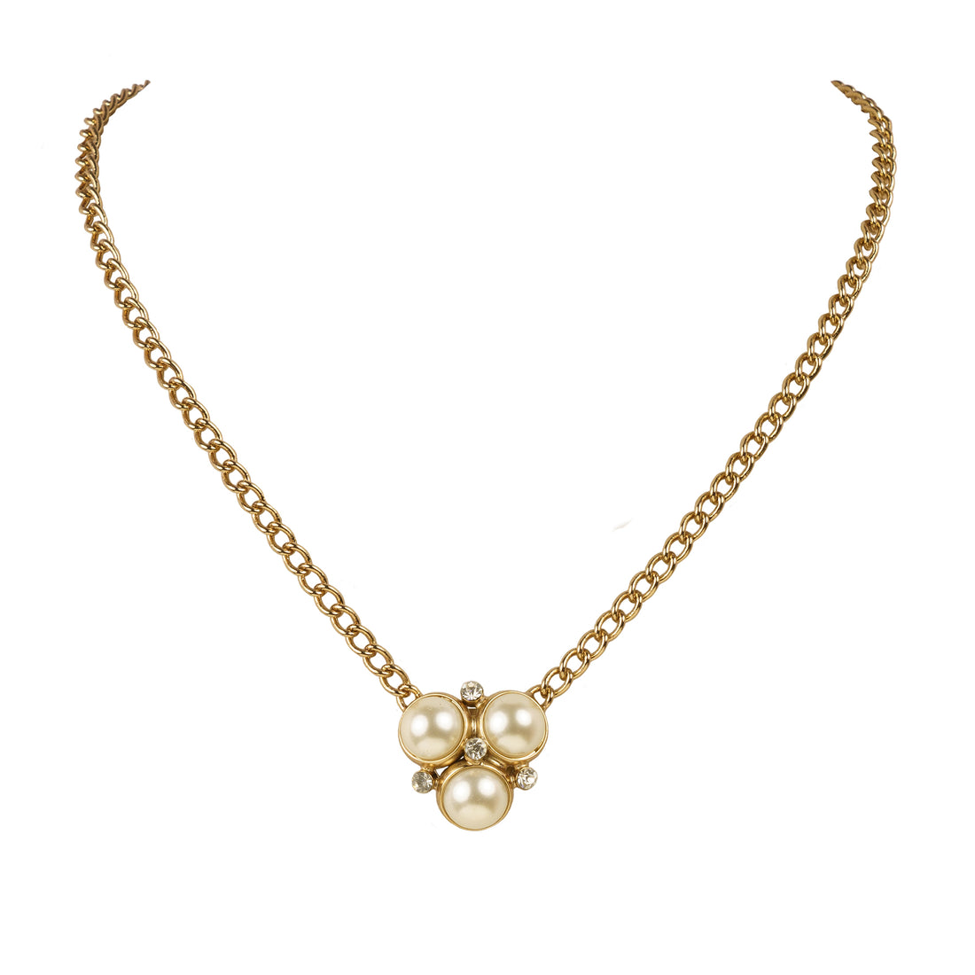Collana girocollo con tris di perle