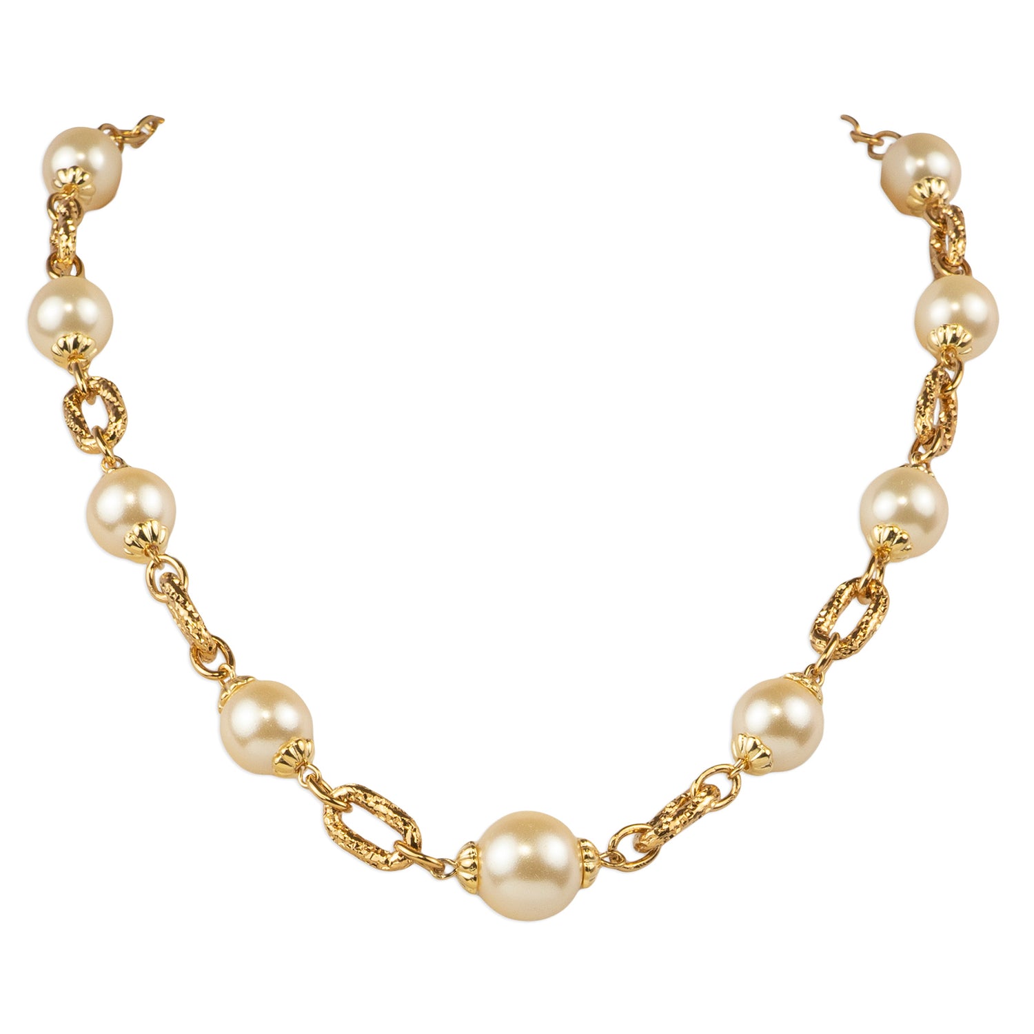 Chain and pearl choker necklace