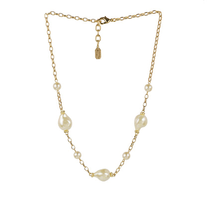 Choker necklace with two strands of chain and pearls