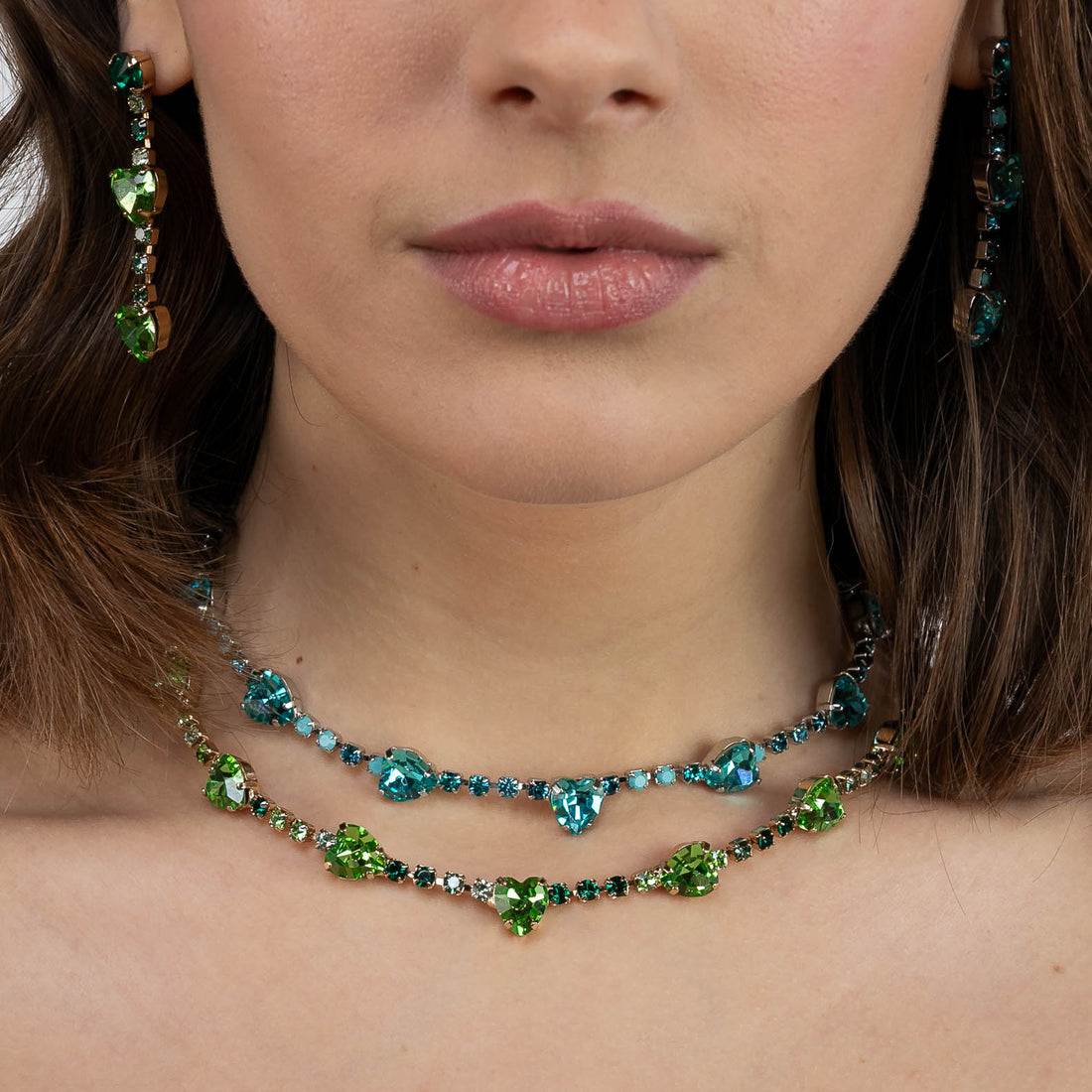 Collana girocollo con cuori di cristallo