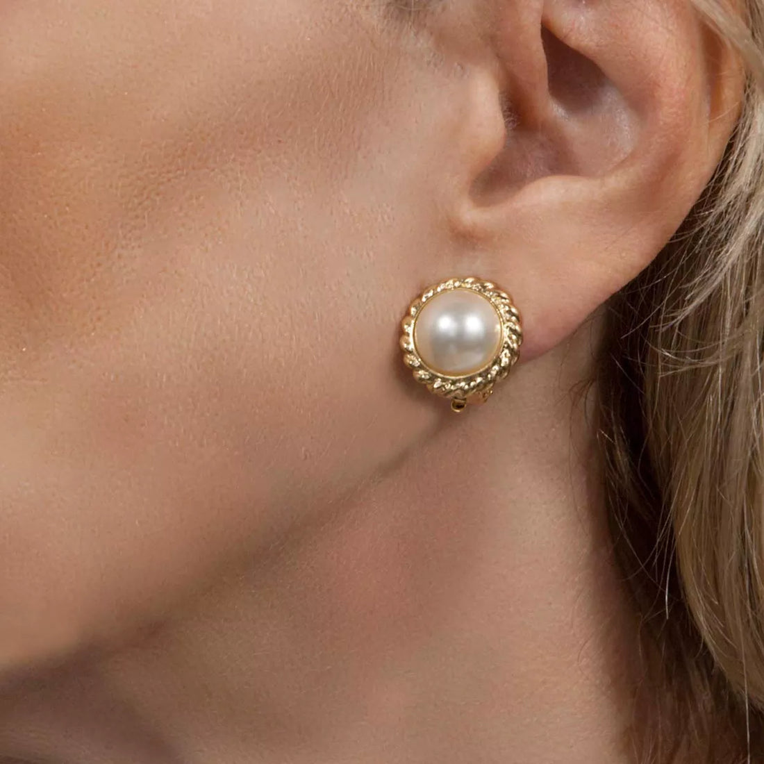 Pearl earrings